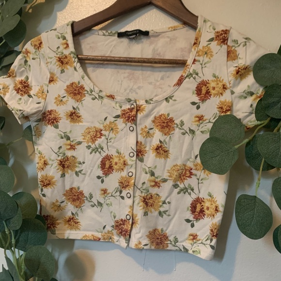 🌻 Forever21 Fall Floral Button Down Crop Top XS 🌻 - Picture 2 of 3
